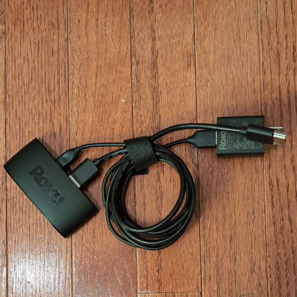 Roku Express 4K Model 3940X with Power Block USB Cable and HDMI Cable